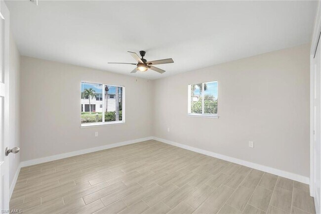 Building Photo - 27150 Esther Dr