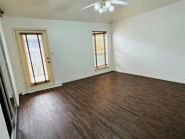 Building Photo - 3204 Plumstead Dr