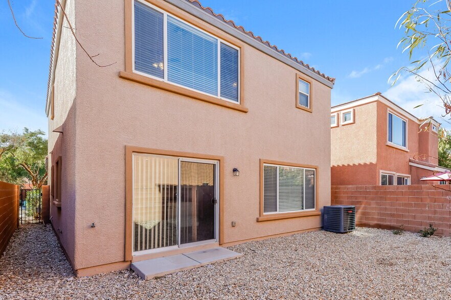 Building Photo - 8064 Torremolinos Ave