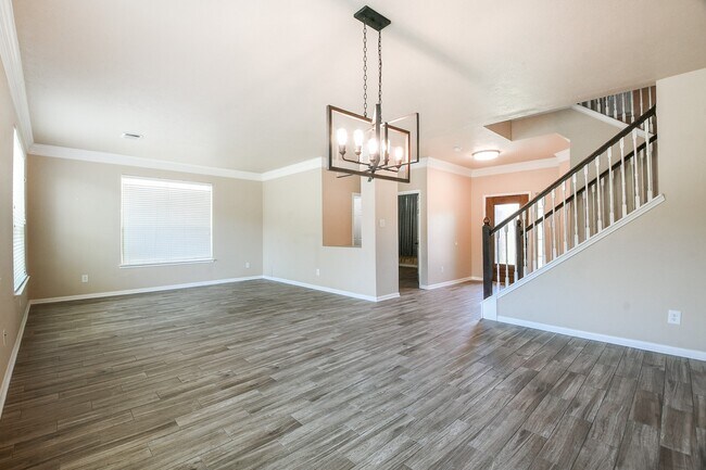 Building Photo - 5410 Linden Grove Ct