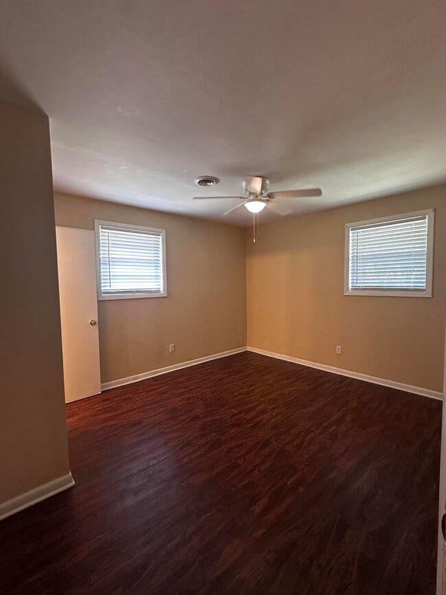 Building Photo - 2377 Dublin Dr