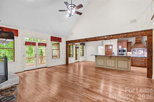 Building Photo - 8994 Azalea Rd