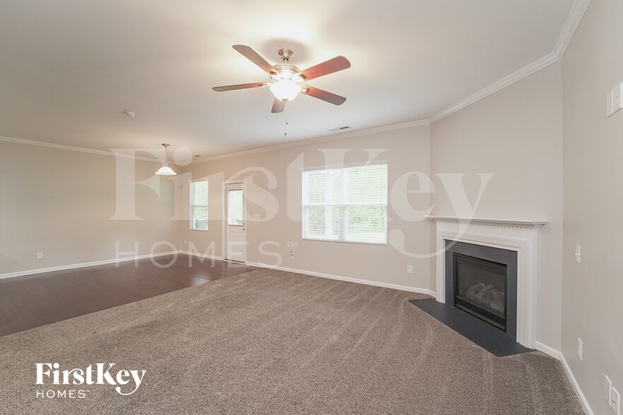 Building Photo - 8739 Balsam Bay Rd