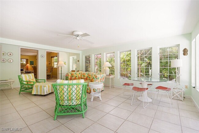 Building Photo - 361 1st Ave N