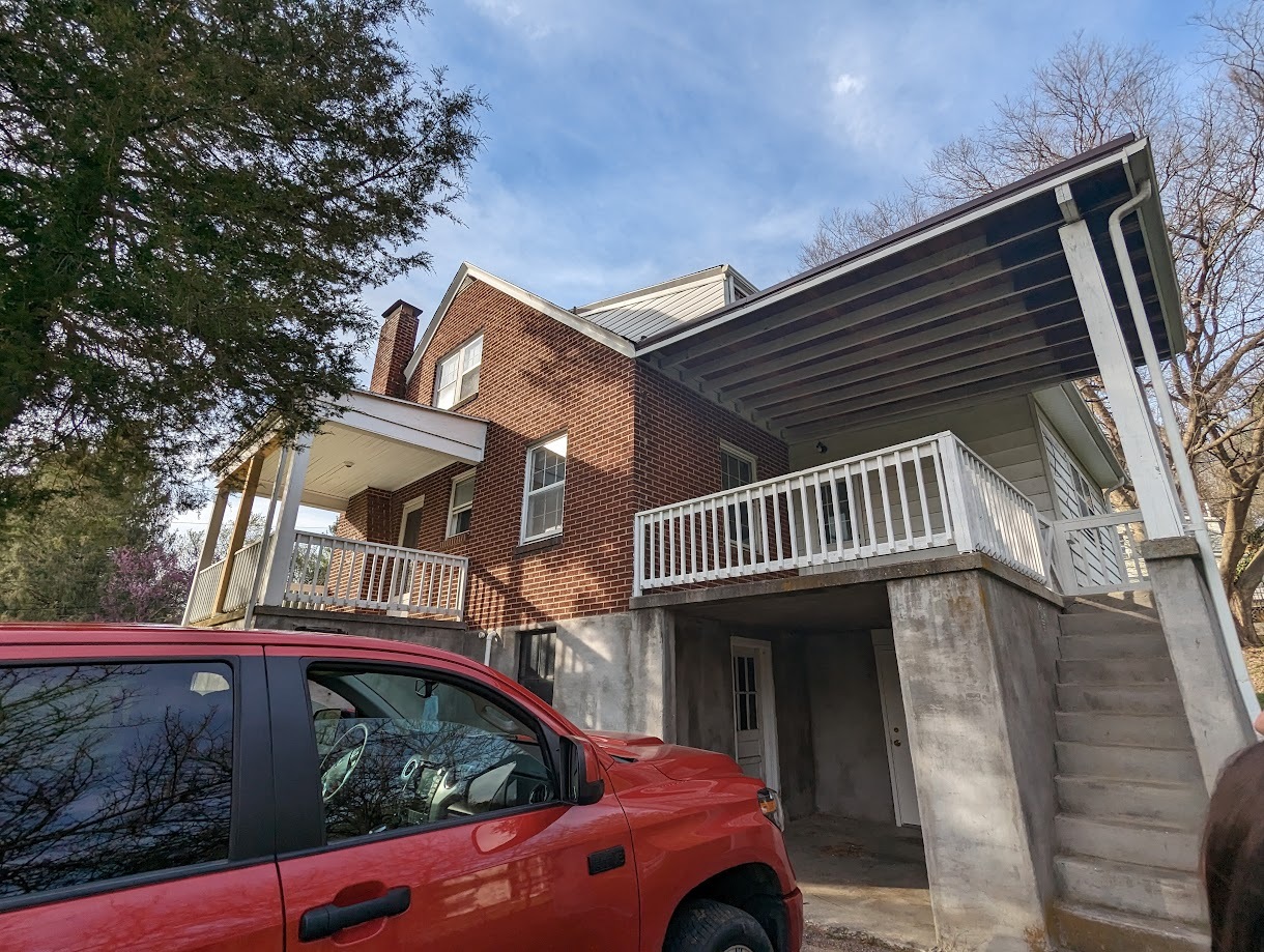 Building Photo - 119 Hammett Ave