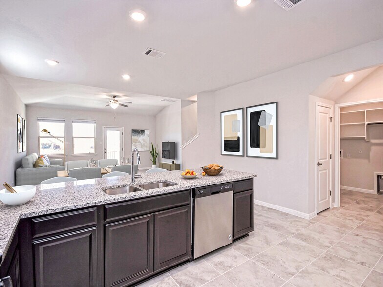 Building Photo - 13602 Rosebud Isle Dr