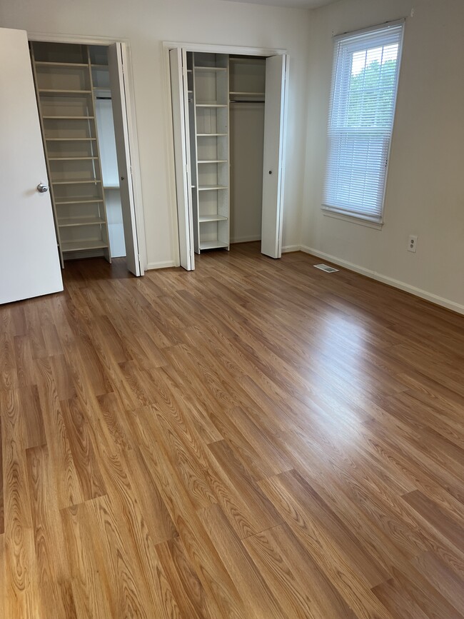 Building Photo - 10444 Malone Ct