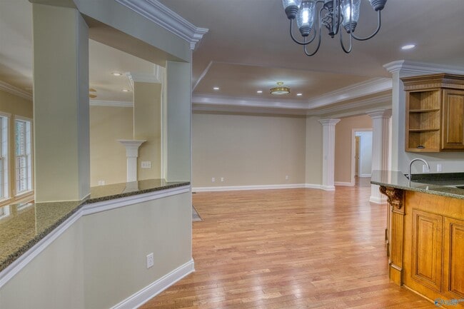 Building Photo - 105 Brac Cir SW