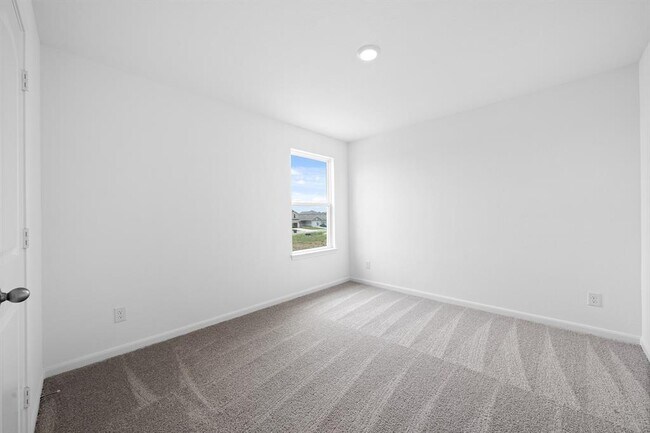 Building Photo - 242 Myrtle Oak Dr