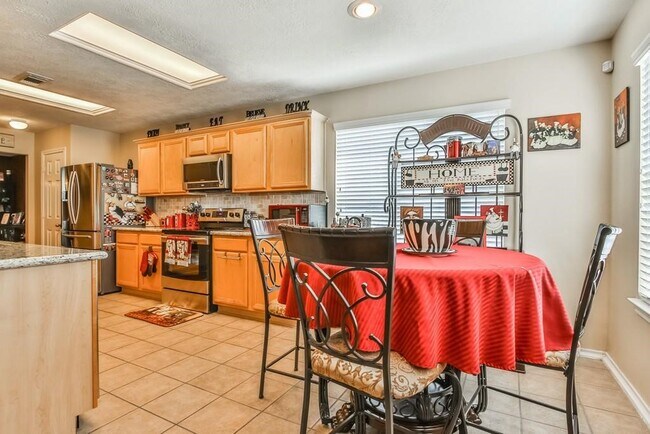 Building Photo - 5302 Palo Duro Dr