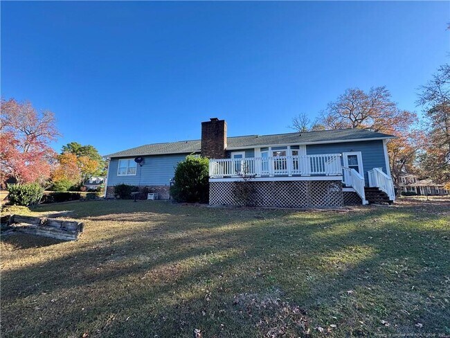 Building Photo - 389 Conifer Dr