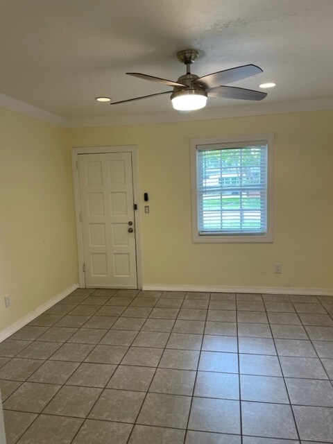 Building Photo - 2435 Grant St