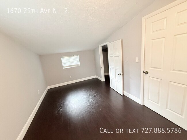 Building Photo - 1670 29th Ave N