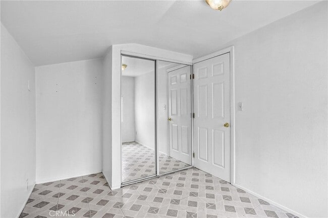 Building Photo - 3515 S Forecastle Ave