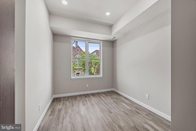 Building Photo - 405 N Simpson St