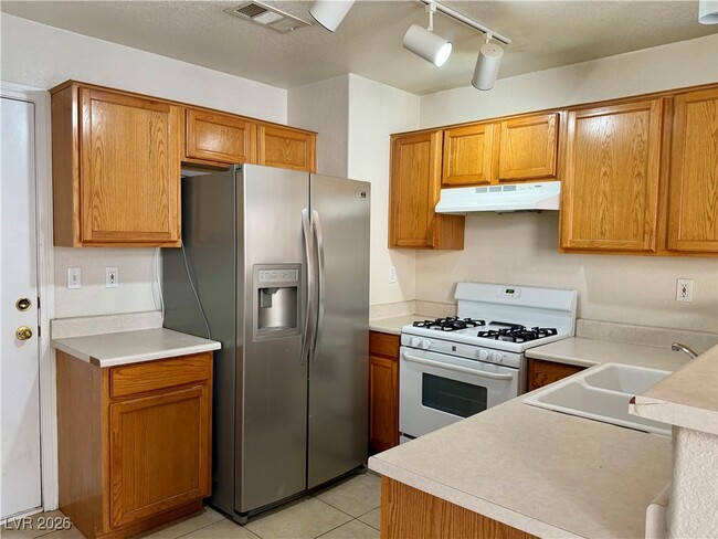 Building Photo - 2710 Positive Ct