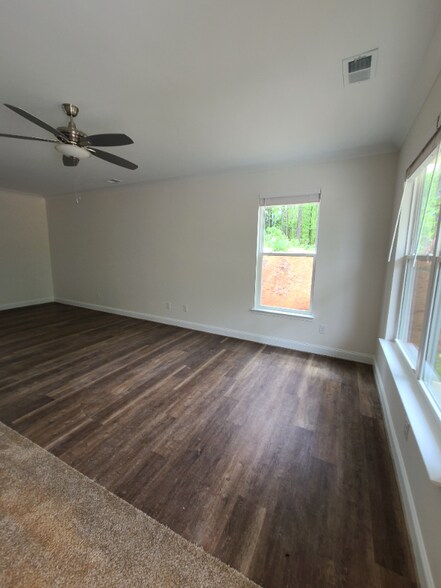 Building Photo - 106 Solis Ct