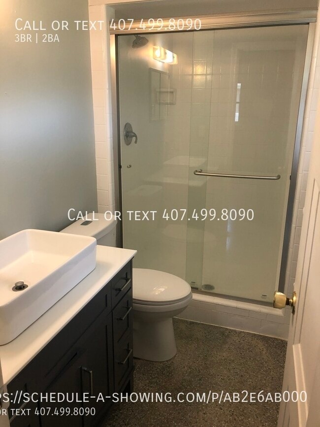 Building Photo - 502 Oranole Rd