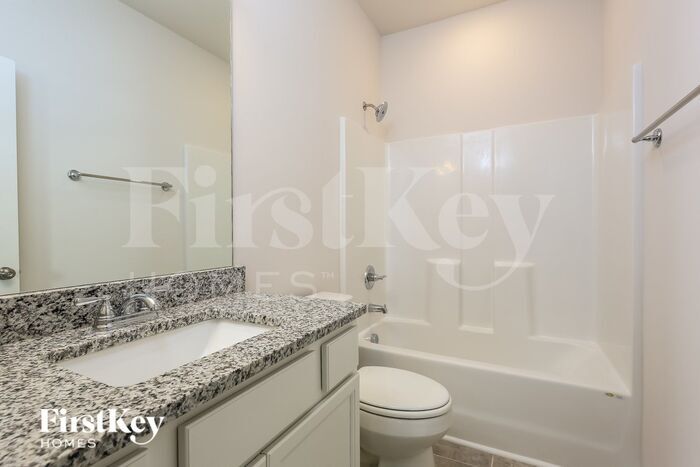 Building Photo - 16 Wild Lily Dr