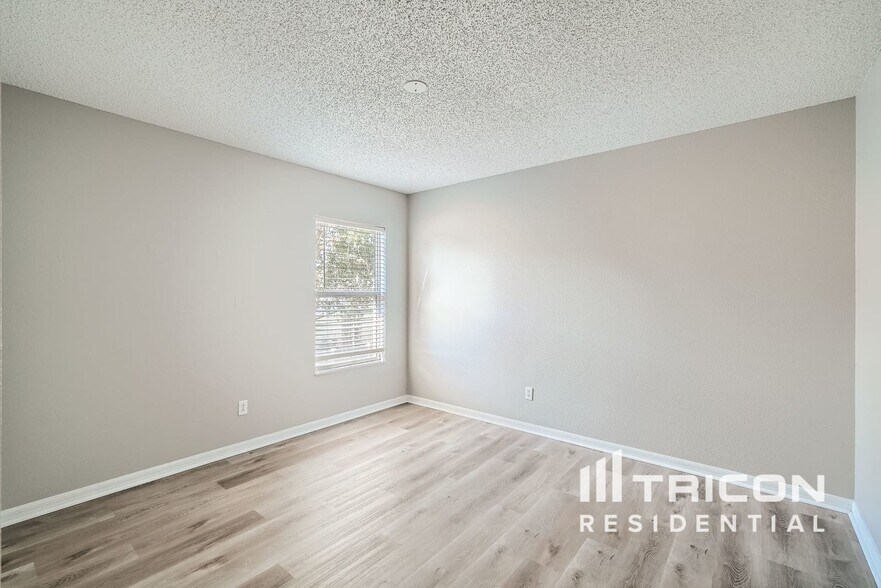 Building Photo - 1435 Blue Horizon Dr