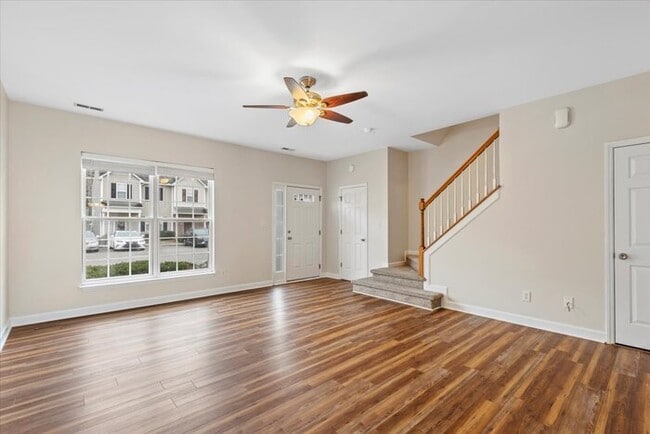 Building Photo - ***Coming Soon!!!***NE Raleigh Townhome For Rent