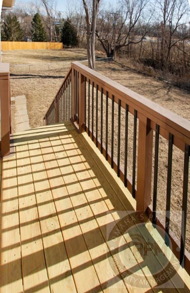 Building Photo - Charming 6 Bed 2 Bath Home Near the Offutt