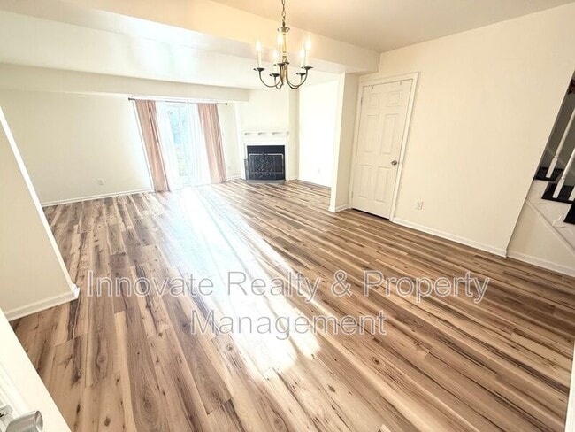 Building Photo - 304 Brookwood Dr