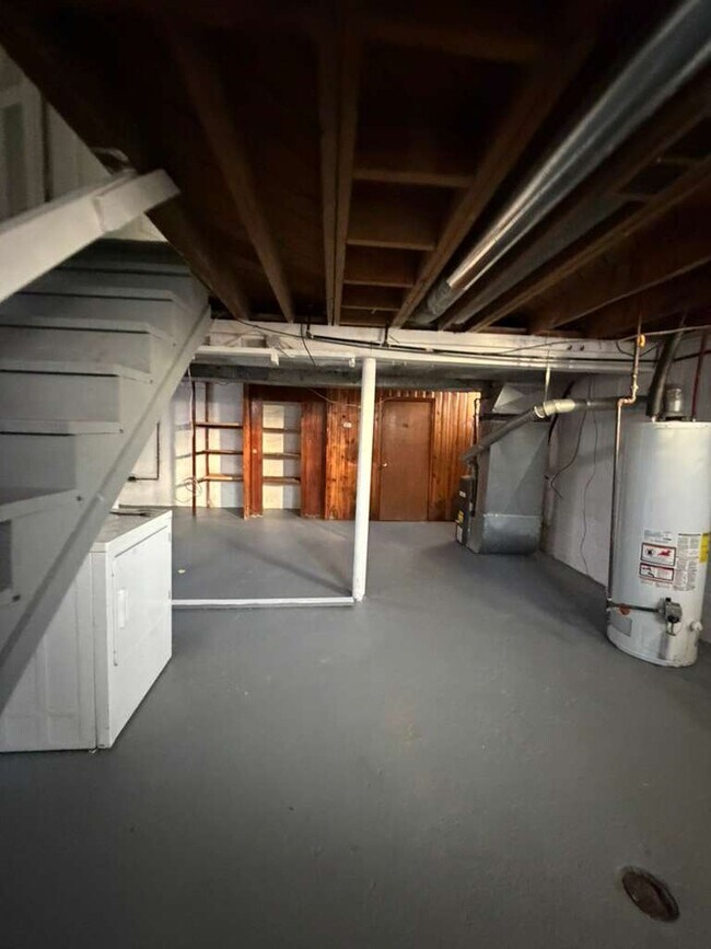 Building Photo - 20101 Charest St