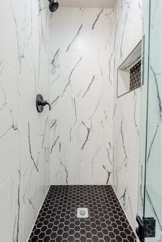 Building Photo - 2106 Oakes Ave