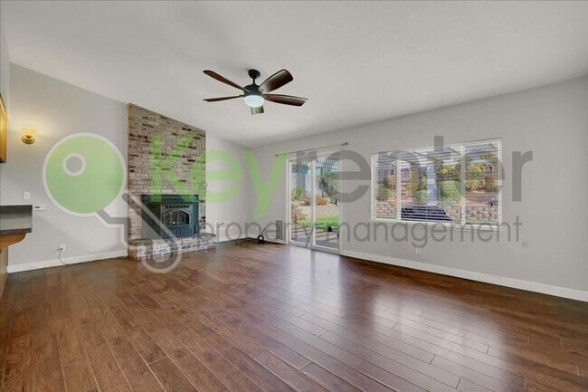 Building Photo - 6359 Edgewood Way