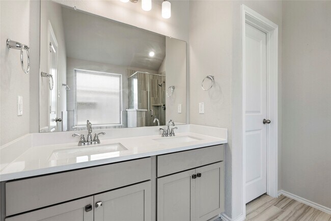 Building Photo - 10818 Cassiopeia Creek Cir