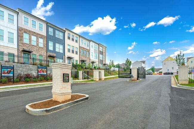 Building Photo - BRAND NEW Townhome located in Westside Ben...