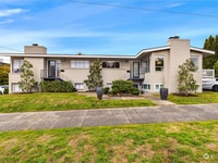 Building Photo - OS-1-3  One Sharpe 4-plex