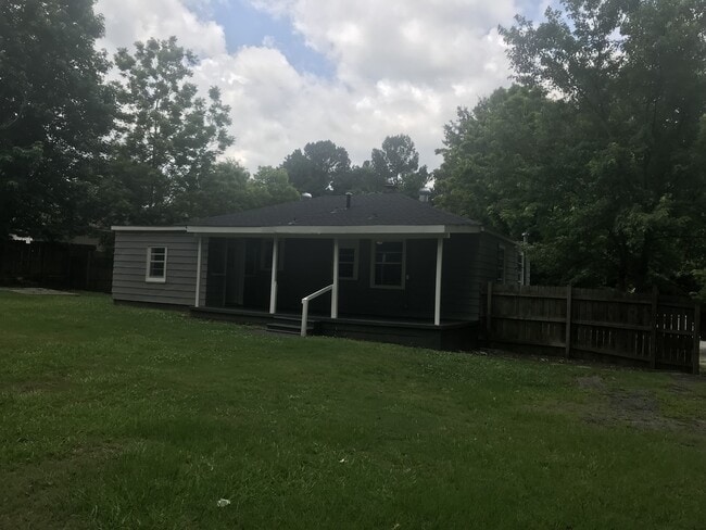 Building Photo - ***UPCOMING**2 Bedroom / 1 Bathroom Home for Rent in North Columbus, GA***
