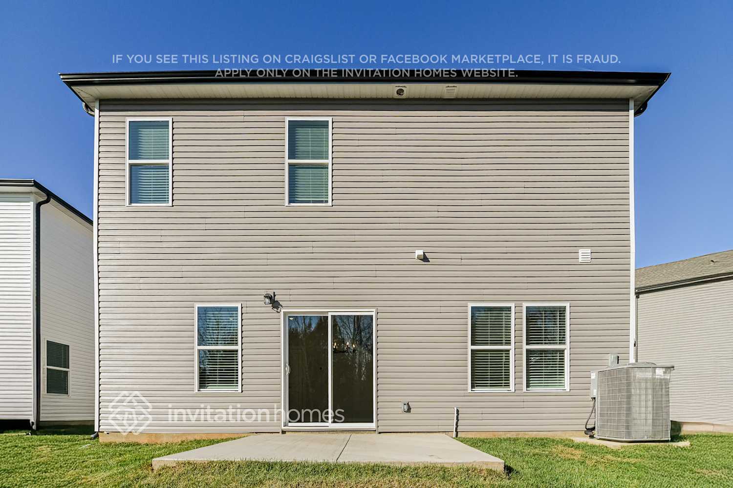 Building Photo - 1215 Bluffton Cir