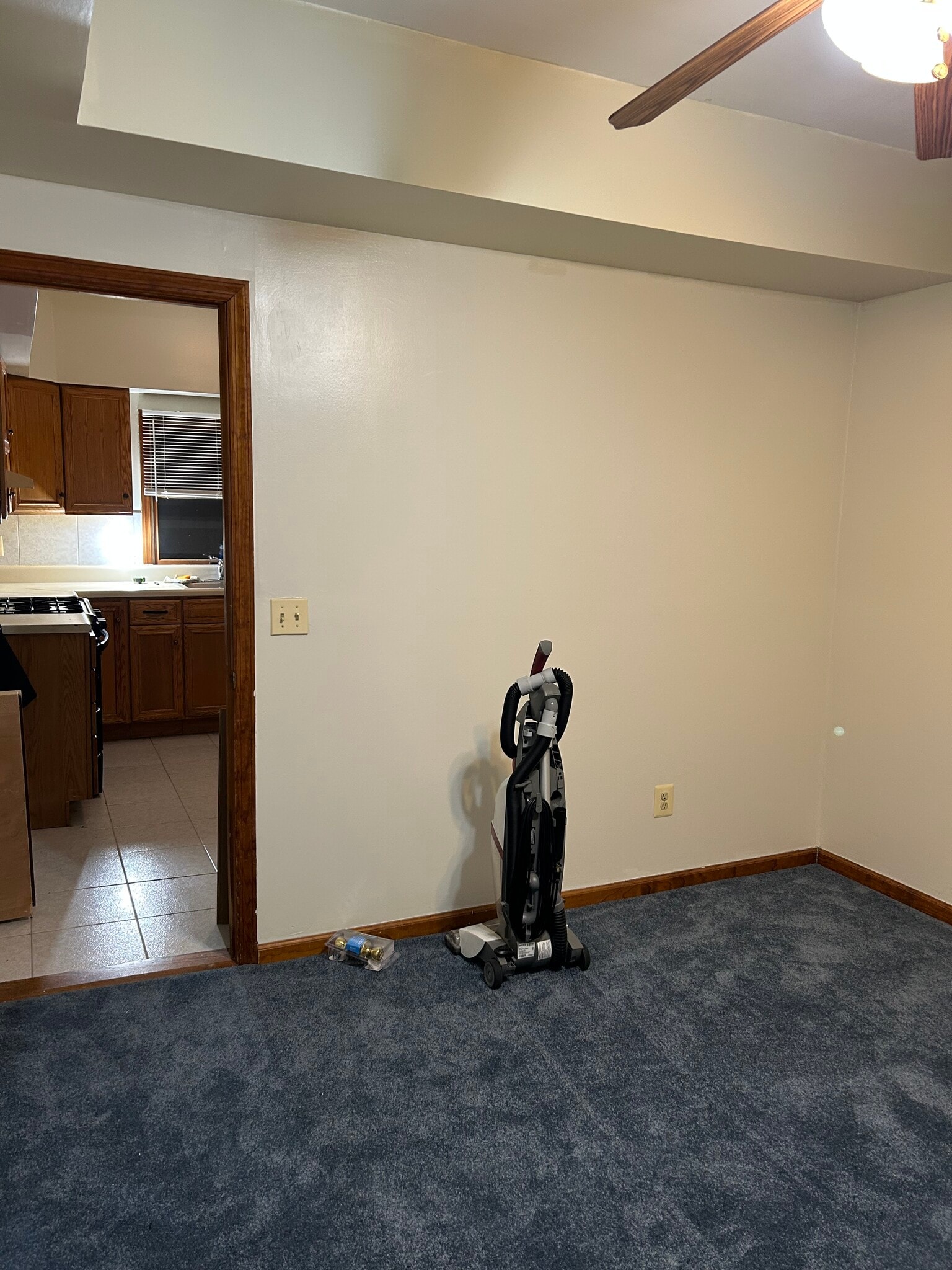 Building Photo - 613 Boulevard