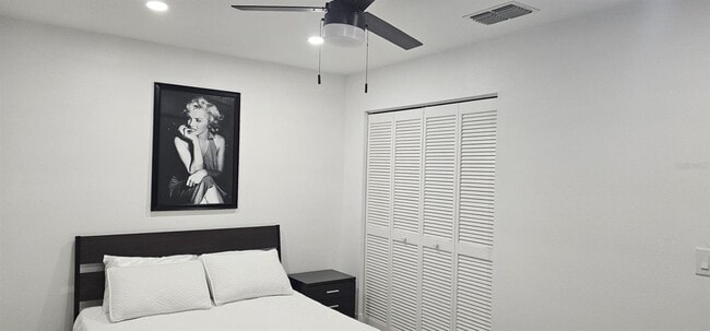 Building Photo - COMPLETELY FURNISHED 3 bed /2 bath  - 55+ ...