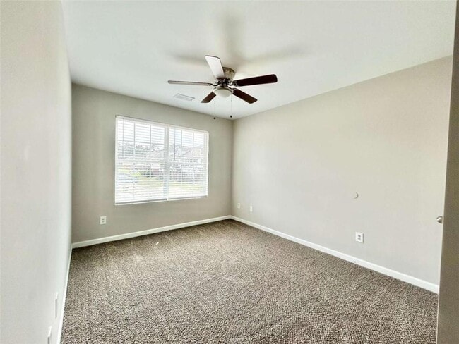 Building Photo - 944 Old Mill Ln