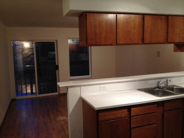Building Photo - The Lakeland - 1 bedroom