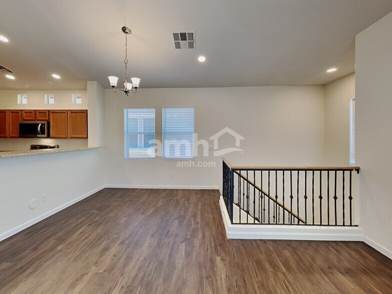 Building Photo - 34811 N 30th Ave