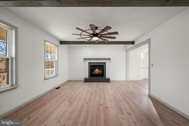 Building Photo - 209 Winchester Dr