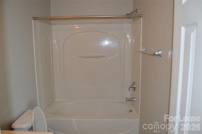 Building Photo - 154 Limerick Rd