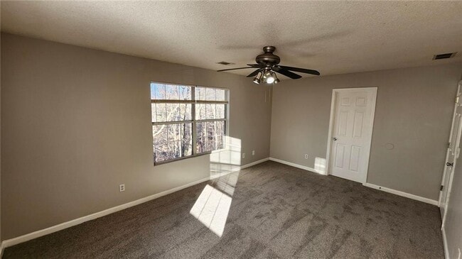 Building Photo - 4143 Lake Mist Dr NW