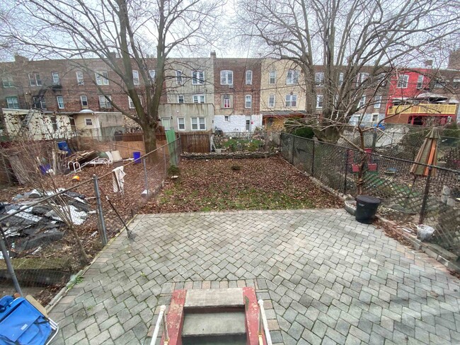 Building Photo - 127 67th St