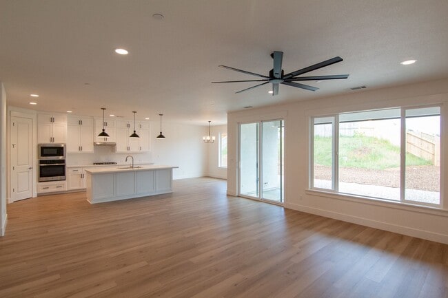 Building Photo - 3677 Nadal Dr