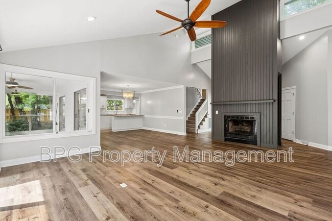 Building Photo - 15 Glenkirk Dr