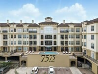 Building Photo - 7575 Kirby Dr