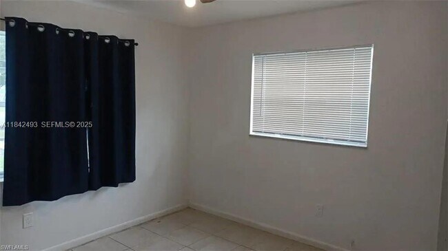 Building Photo - 2524 Congress St