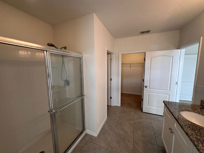 Building Photo - 4186 Looking Glass Pl