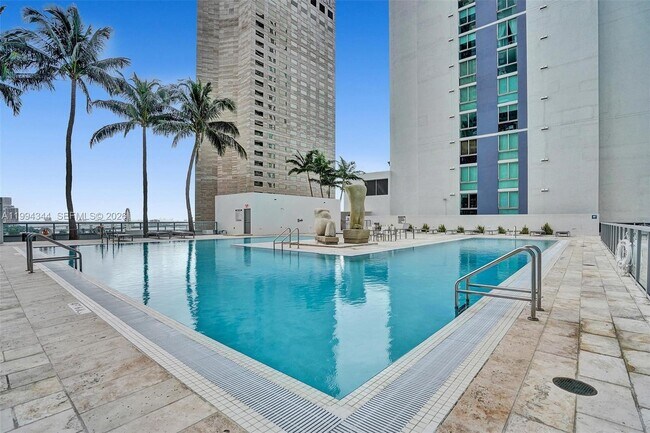 Building Photo - 325 S Biscayne Blvd